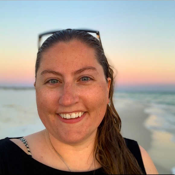 Meet your Posher, Emma - Picture 1 of 1